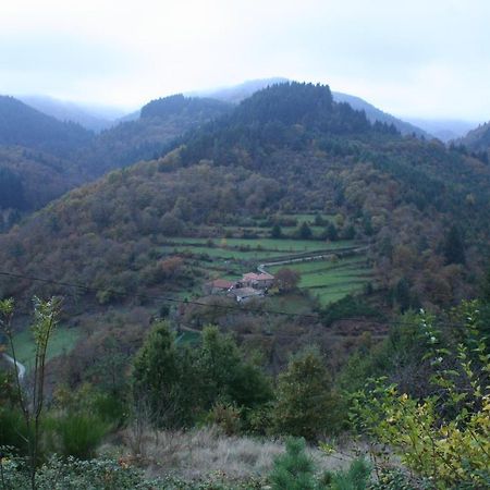 לינה וארוחת בוקר Saint-Barthélemy-le-Meil La Grange De La Coste מראה חיצוני תמונה